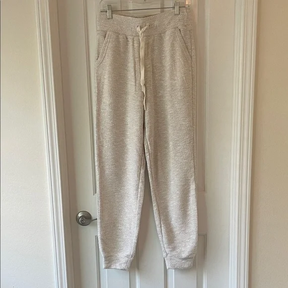 Aerie offline Cozy Cream Women's Jogger set - Picture 5 of 6